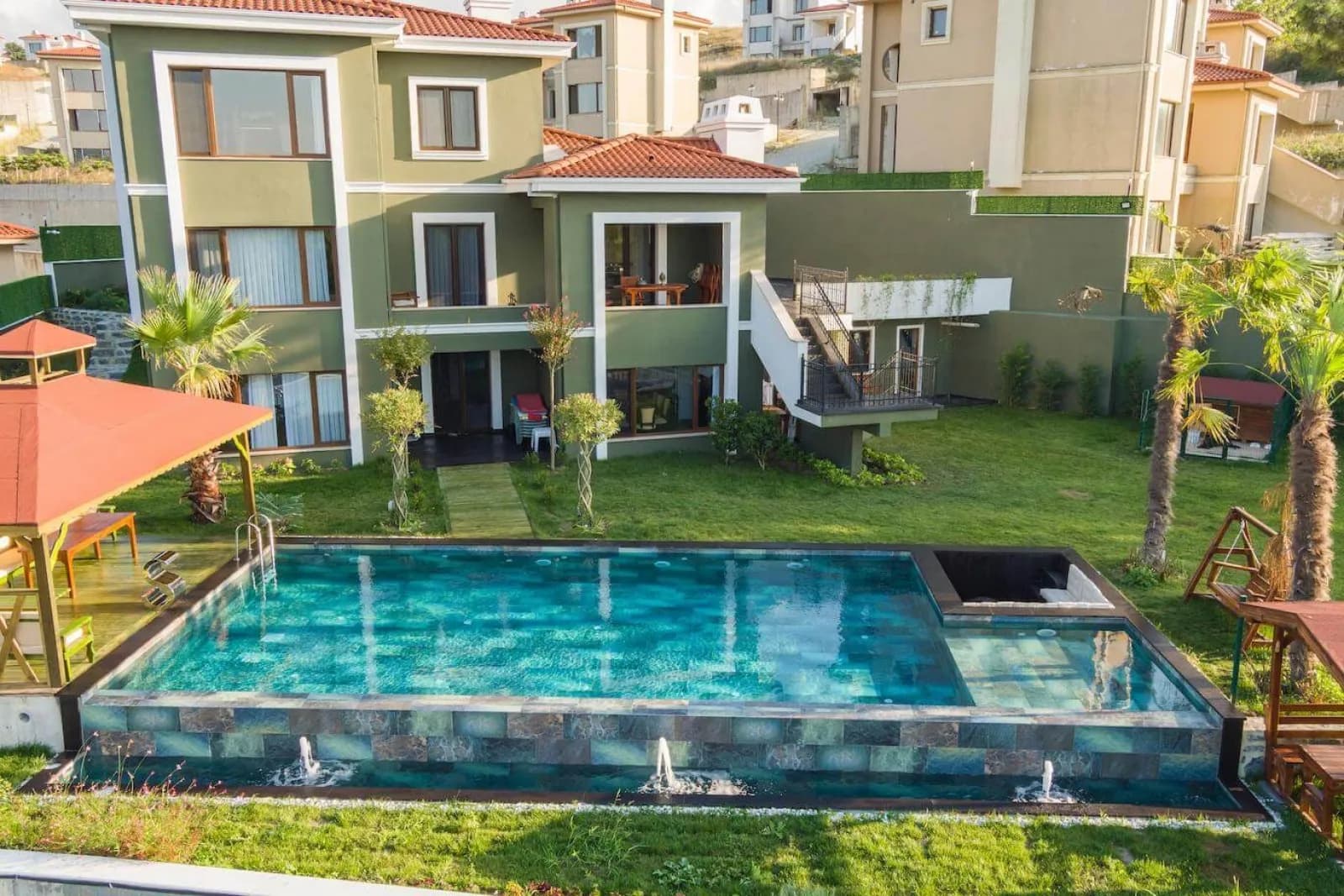Sonsuzluk Havuzlu Villa — 3