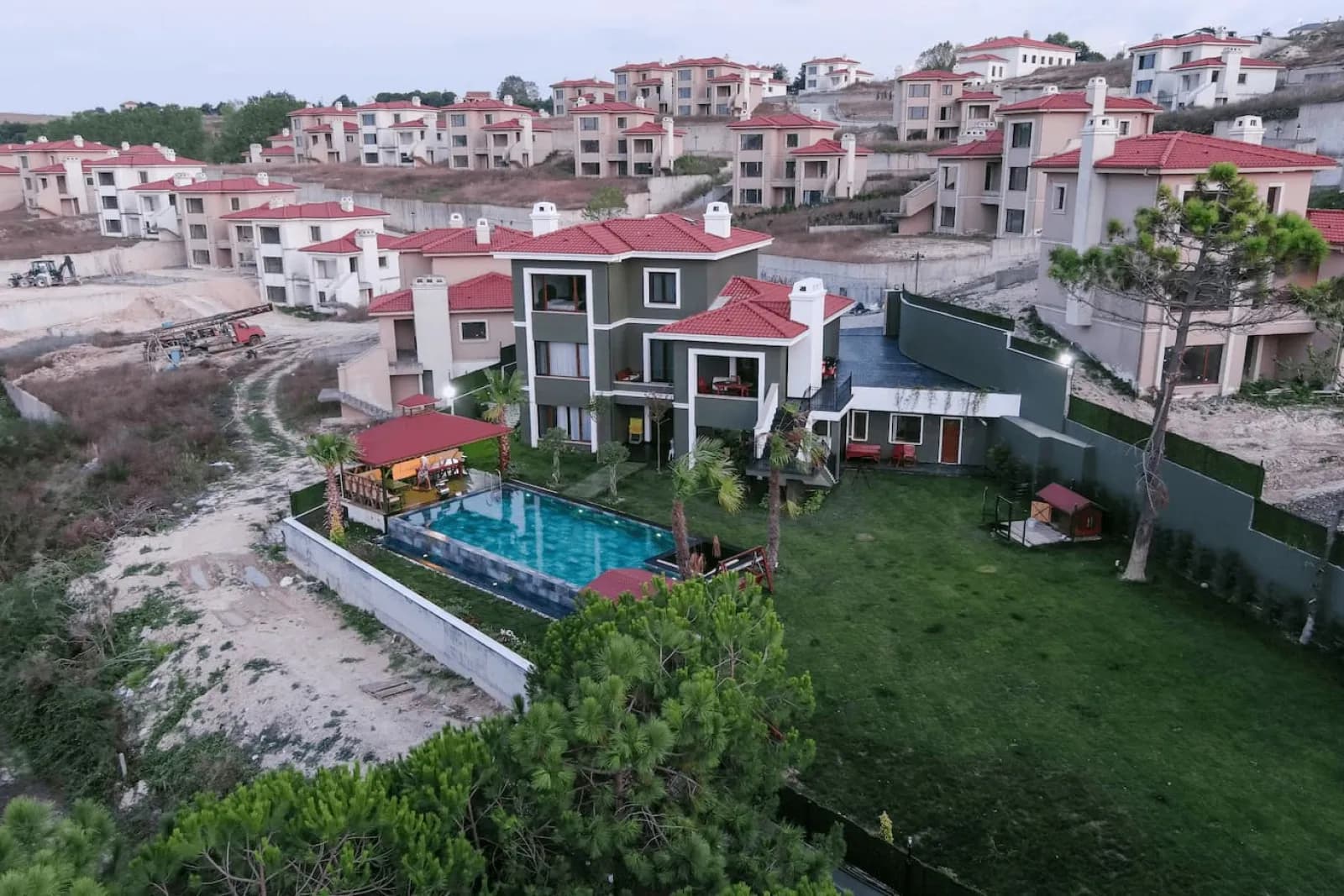 İkiz Villa Havuzları — 2